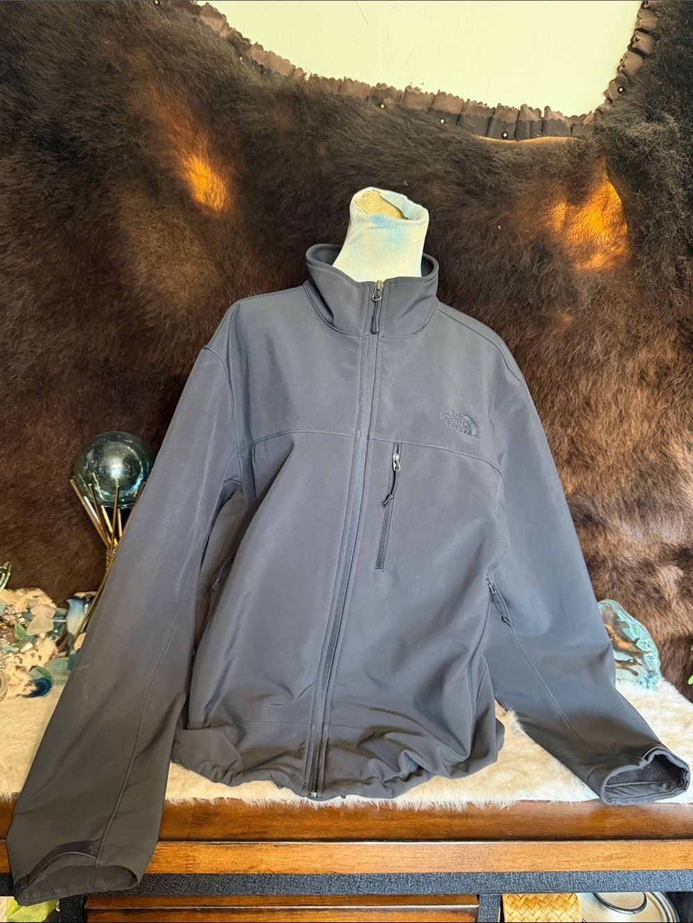 The North Face Men's black Lightweight Softshell Jacket XL (5000H)